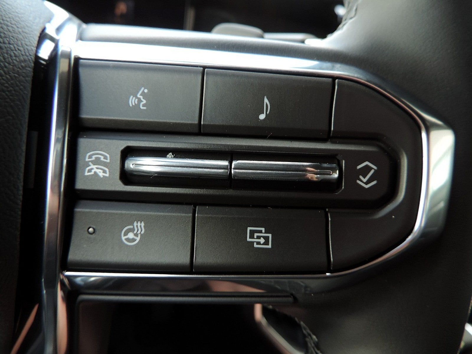 2026 GMC Acadia Elevation - Photo 21