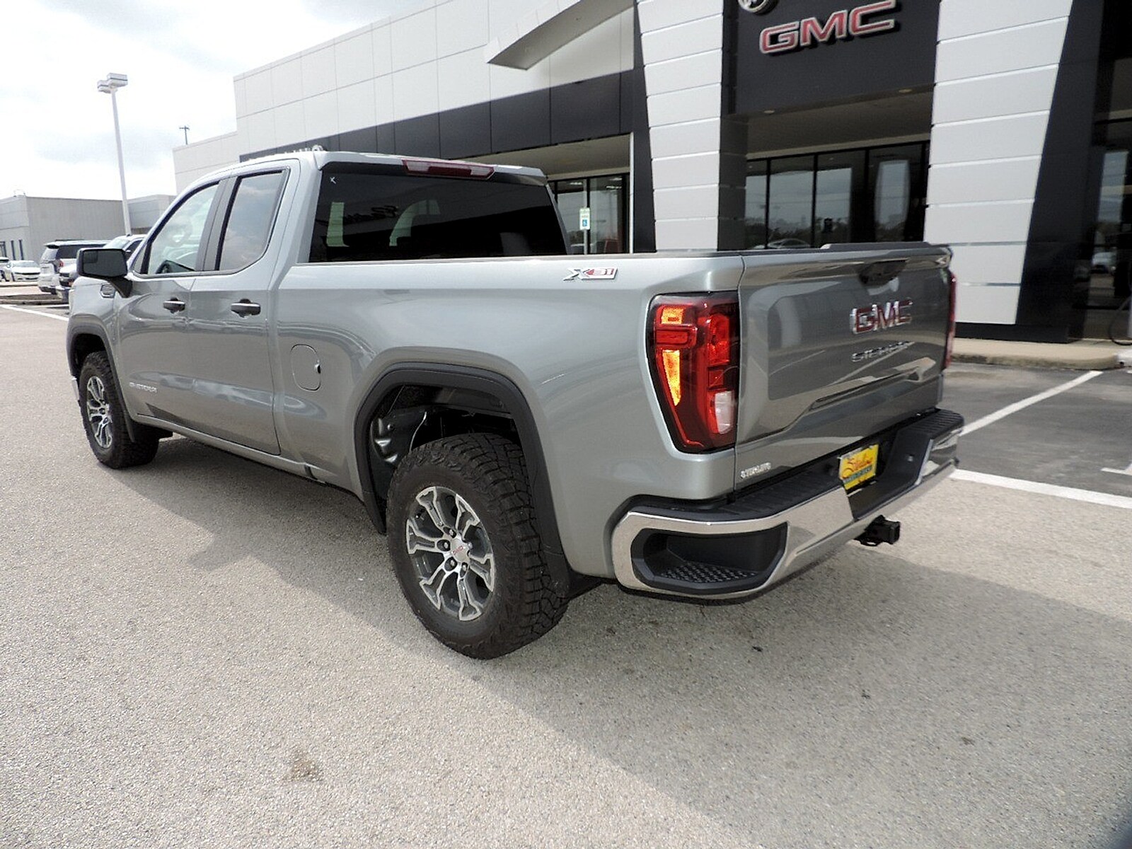 2026 GMC Sierra 1500 Pro - Photo 7