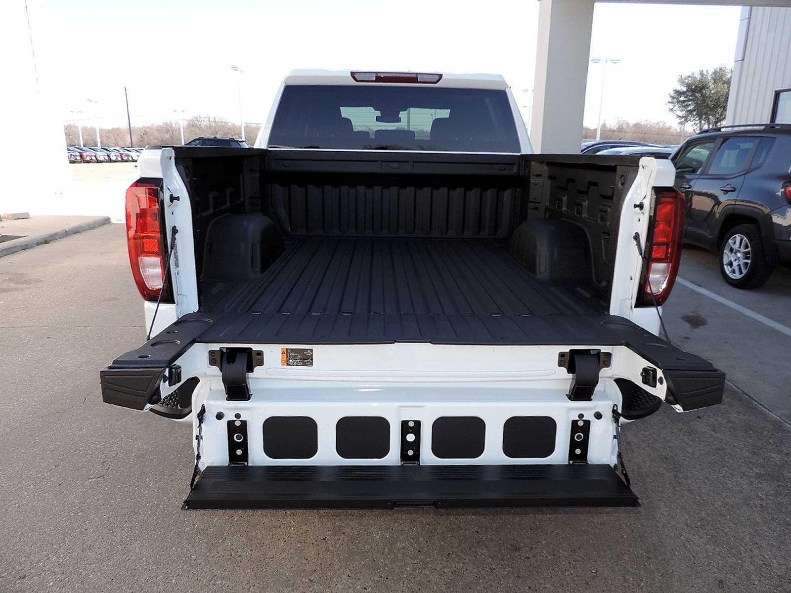 2026 GMC Sierra 1500 Pro - Photo 13