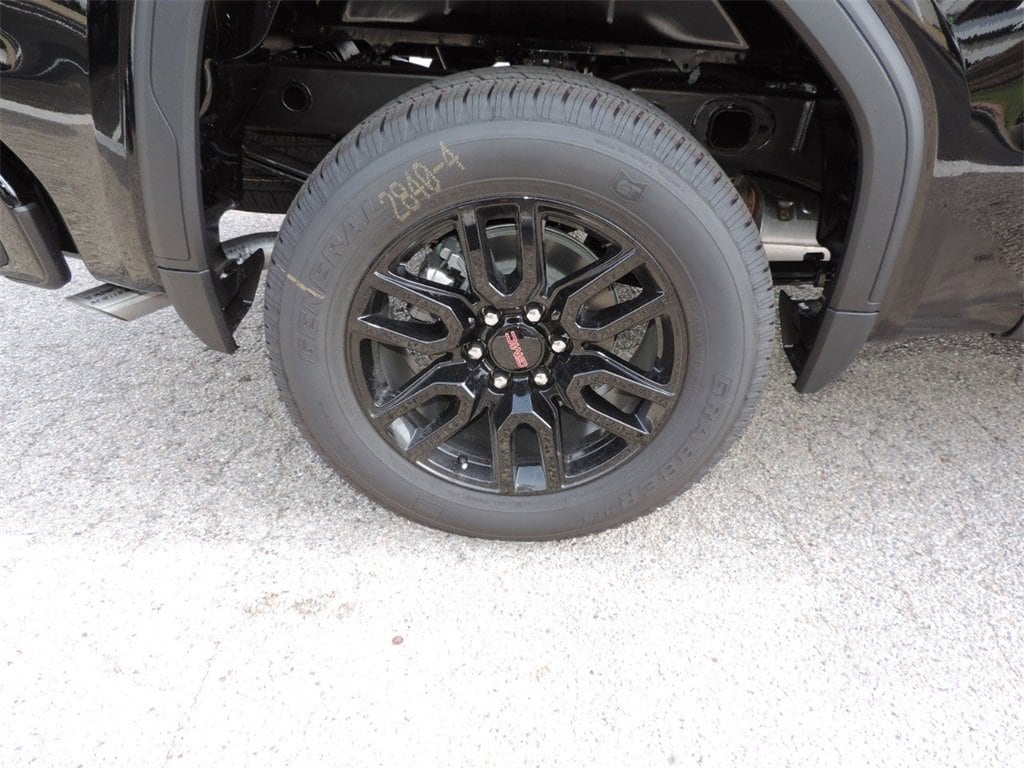 2026 GMC Sierra 1500 Pro - Photo 9