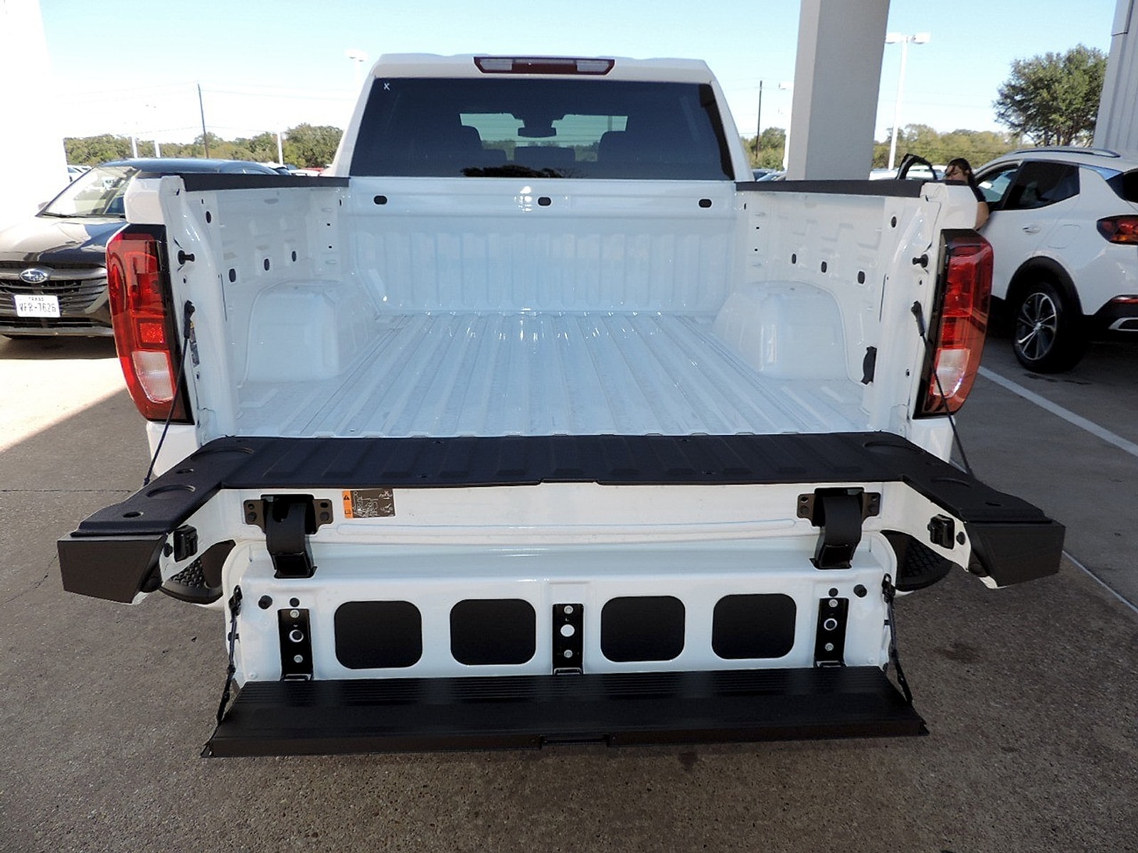 2026 GMC Sierra 1500 Pro - Photo 11