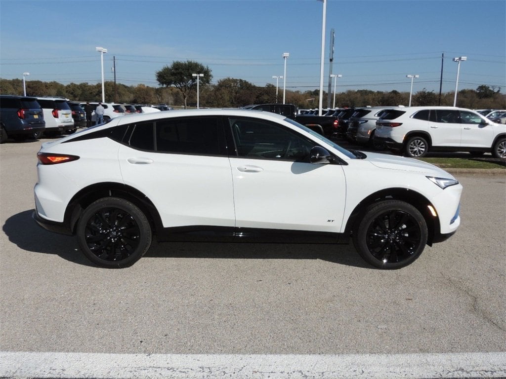 New 2026 Buick Envista Sport Touring SUV