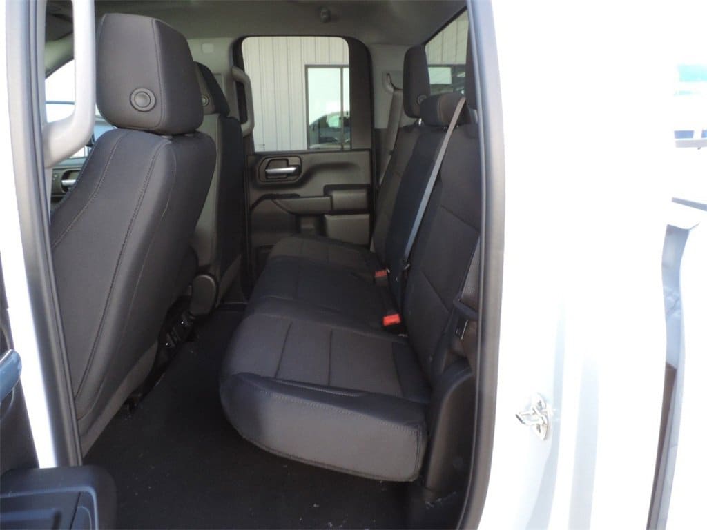 2026 GMC Sierra 3500HD Pro - Photo 15