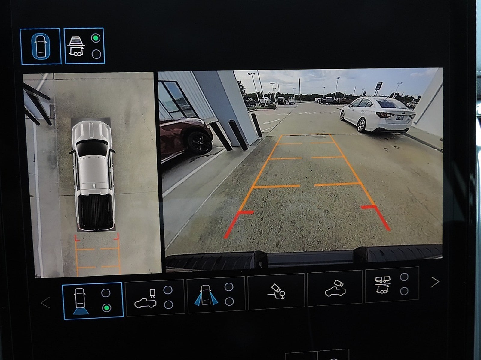2026 GMC Sierra EV Elevation - Photo 25