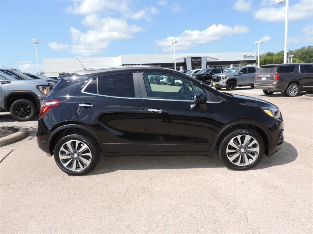2022 Buick Encore Preferred photo 3