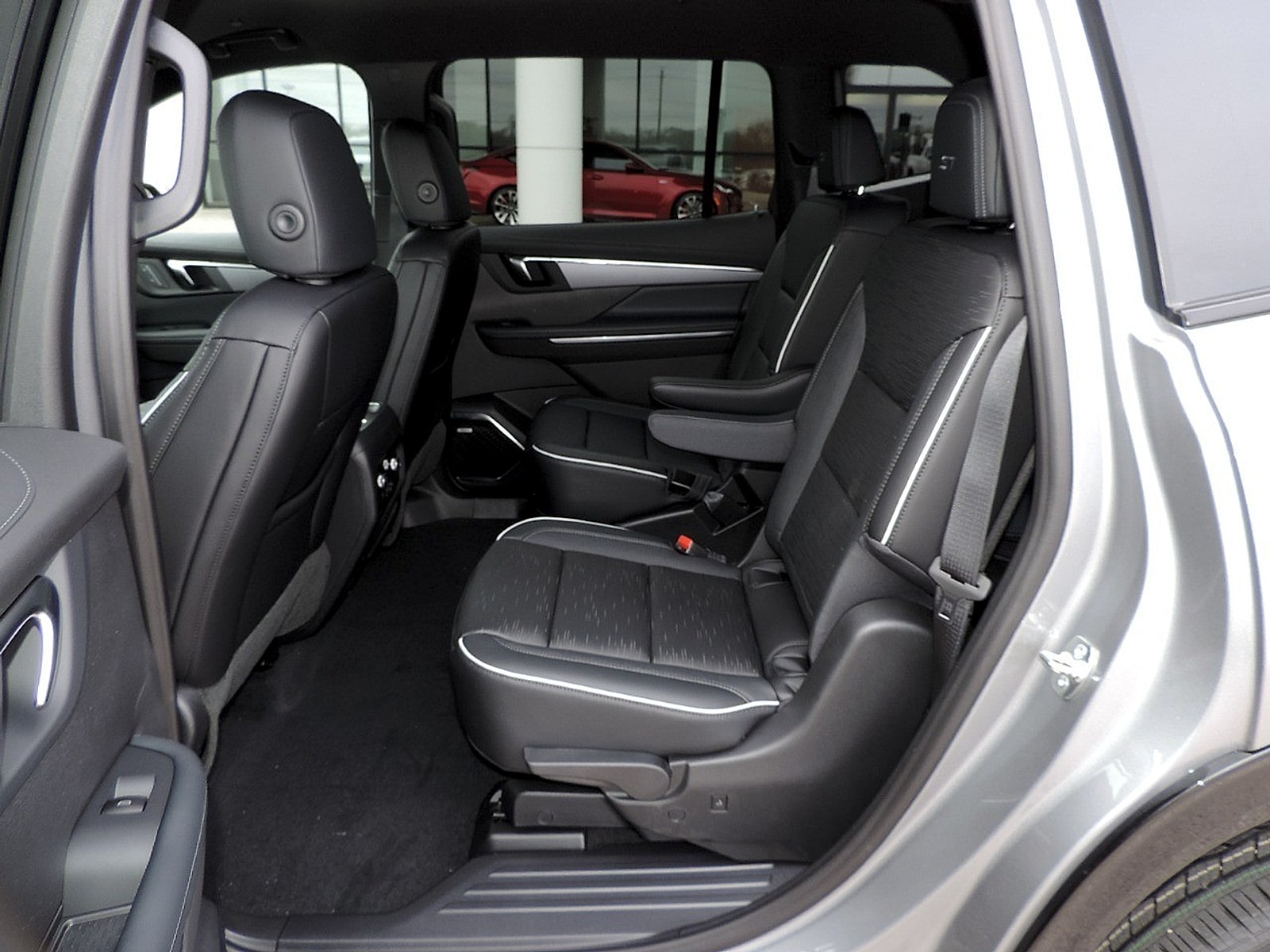 2026 Buick Enclave Sport Touring - Photo 17