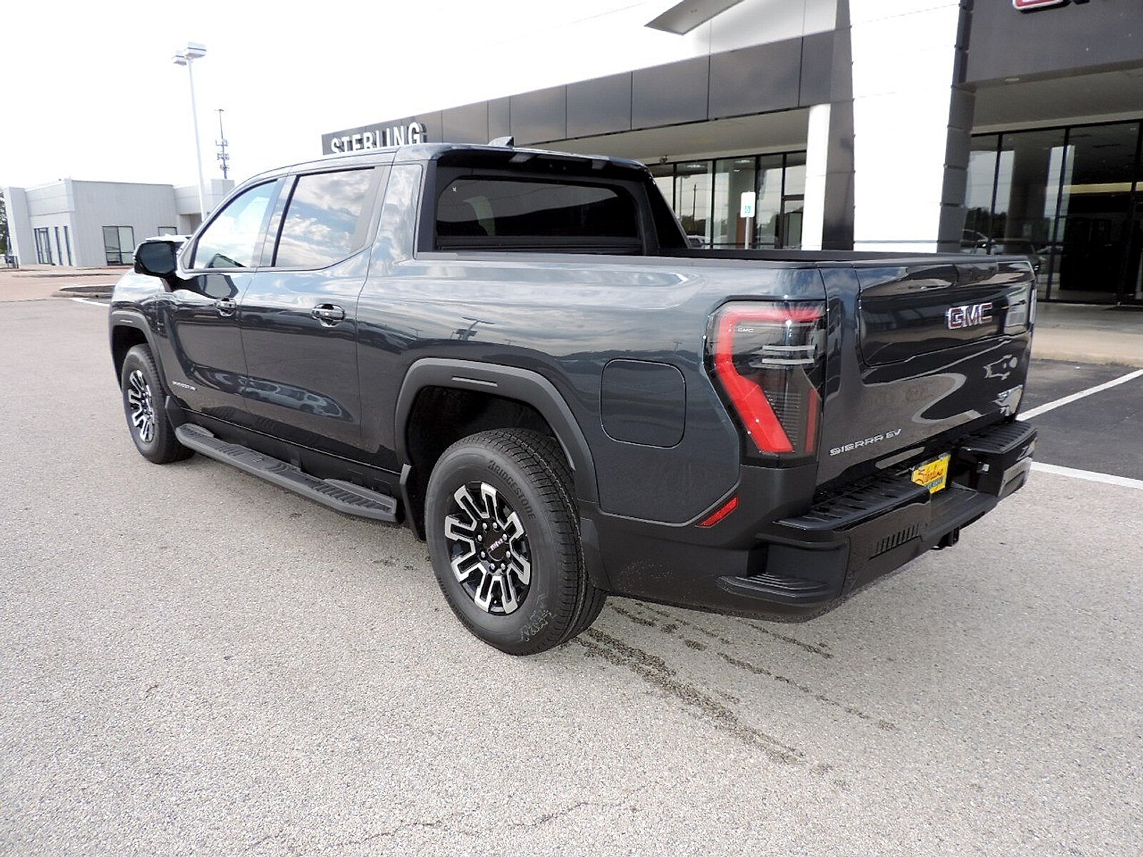 2026 GMC Sierra EV Elevation - Photo 7