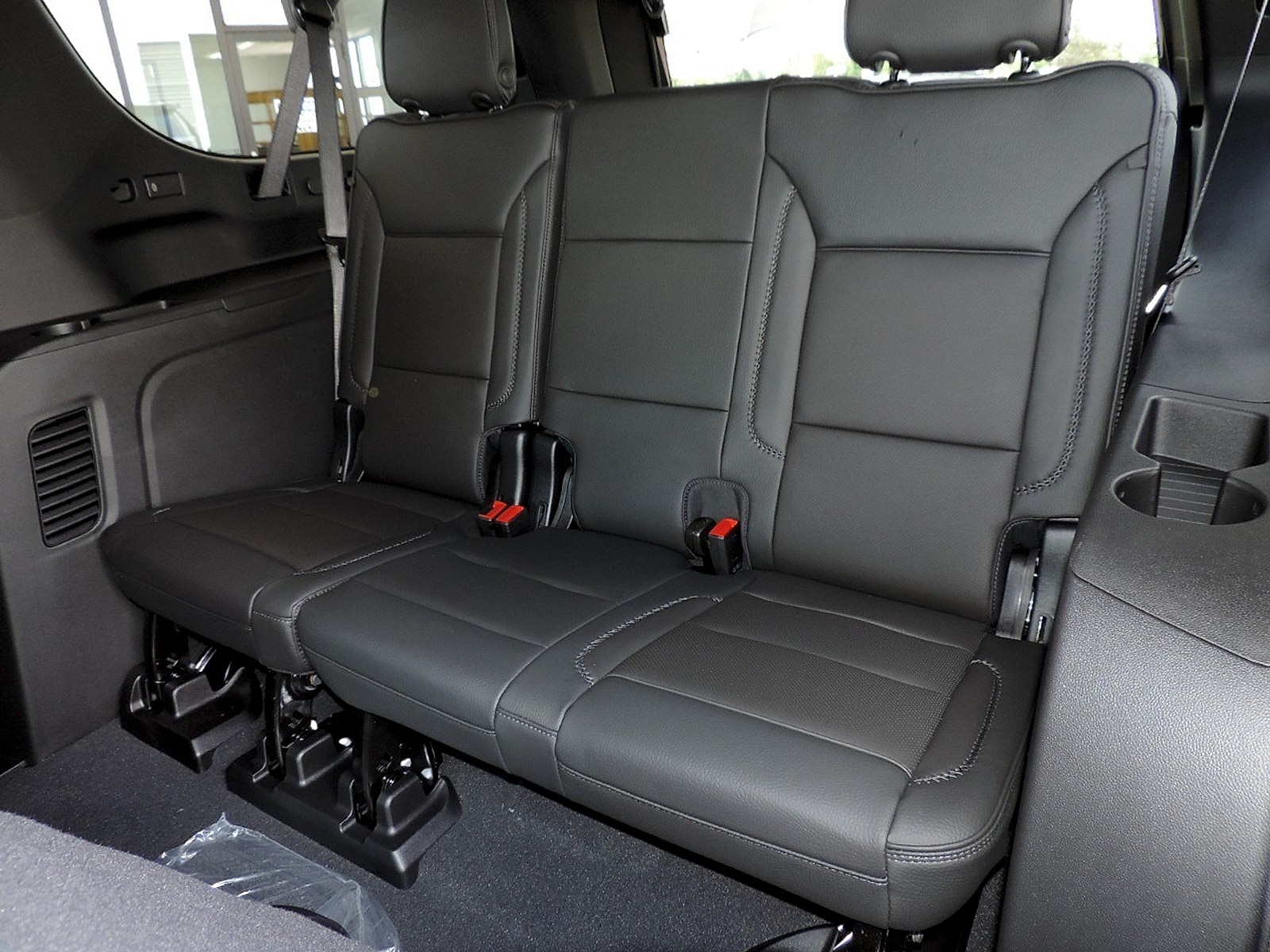 2026 GMC Yukon XL Denali - Photo 20