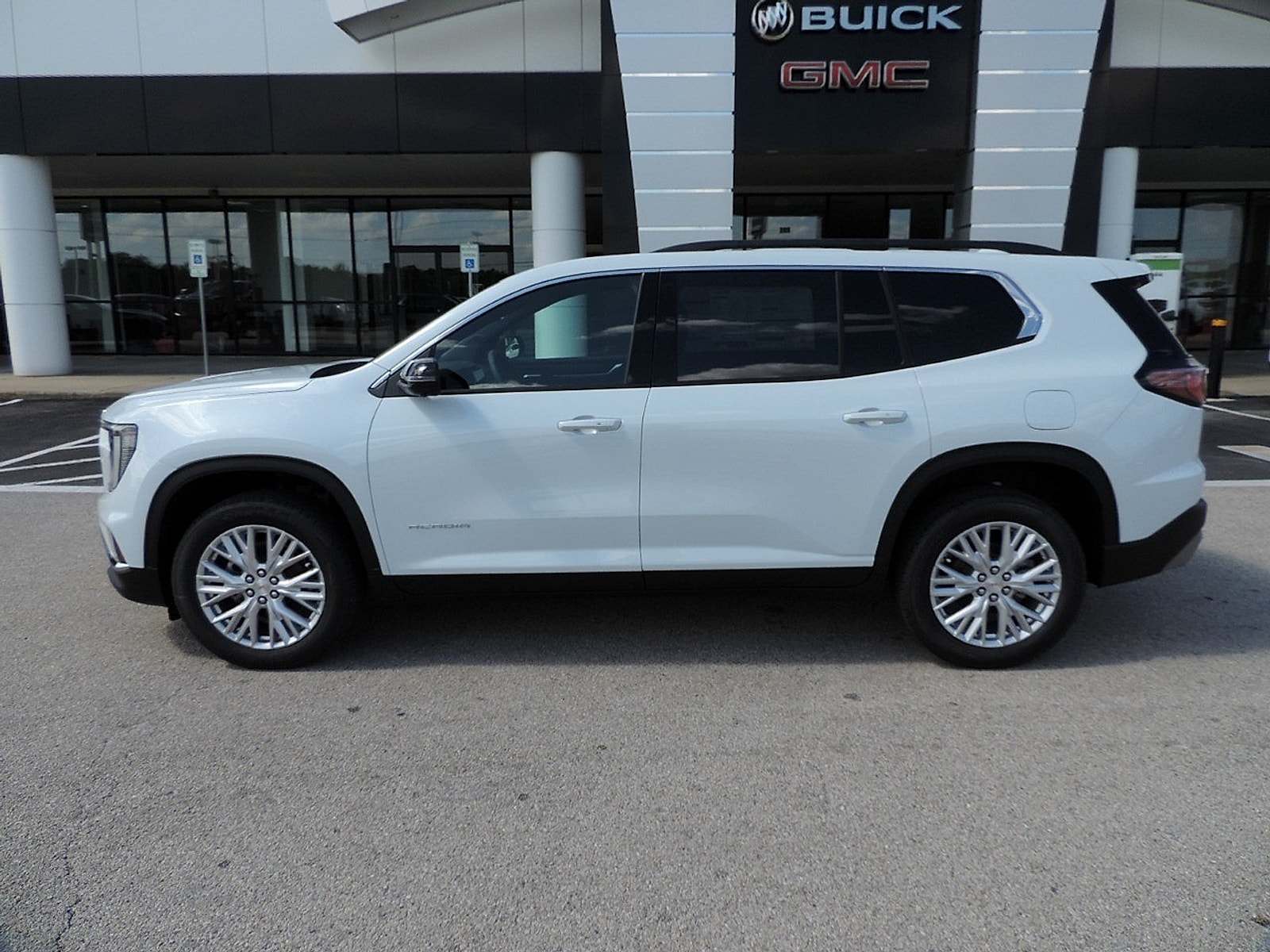 2026 GMC Acadia Elevation - Photo 8