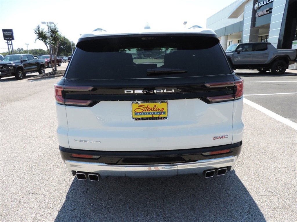 2026 GMC Acadia Denali - Photo 6