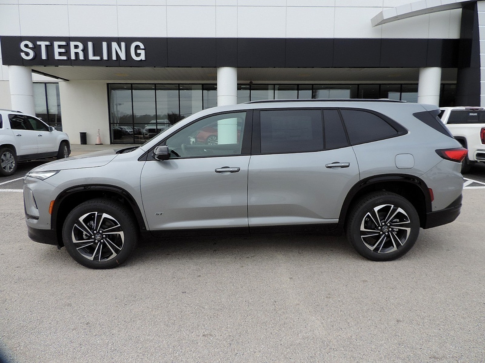 2026 Buick Enclave Sport Touring - Photo 8