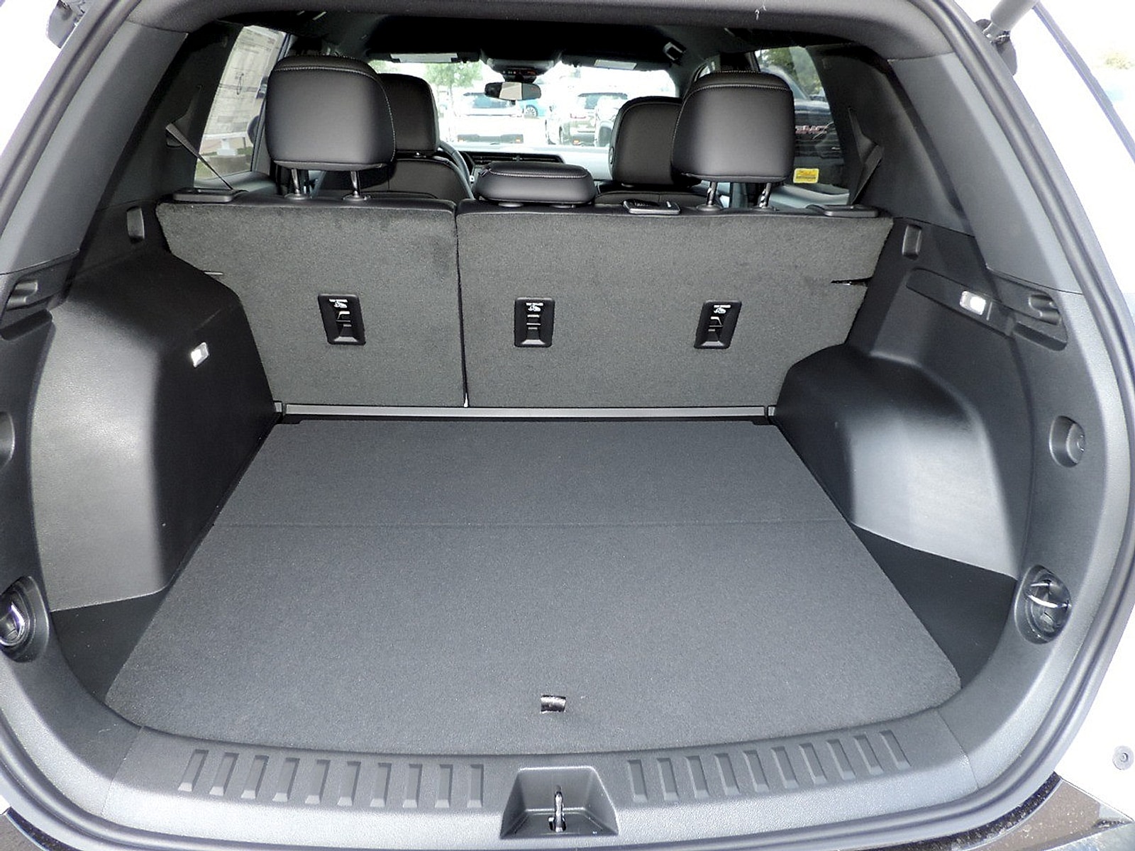 2026 GMC Terrain AT4 - Photo 9