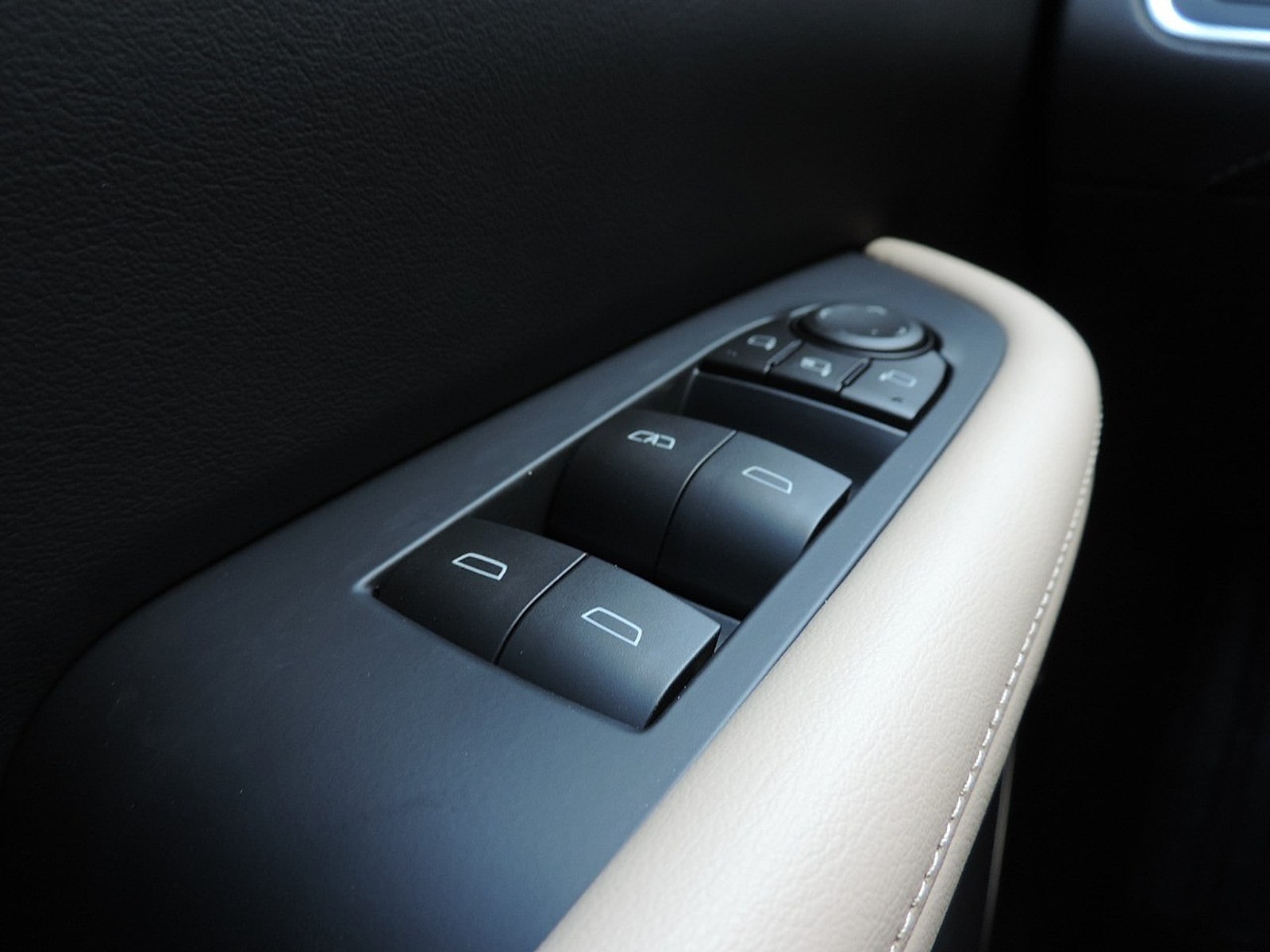 2027 Buick Enclave Preferred - Photo 21