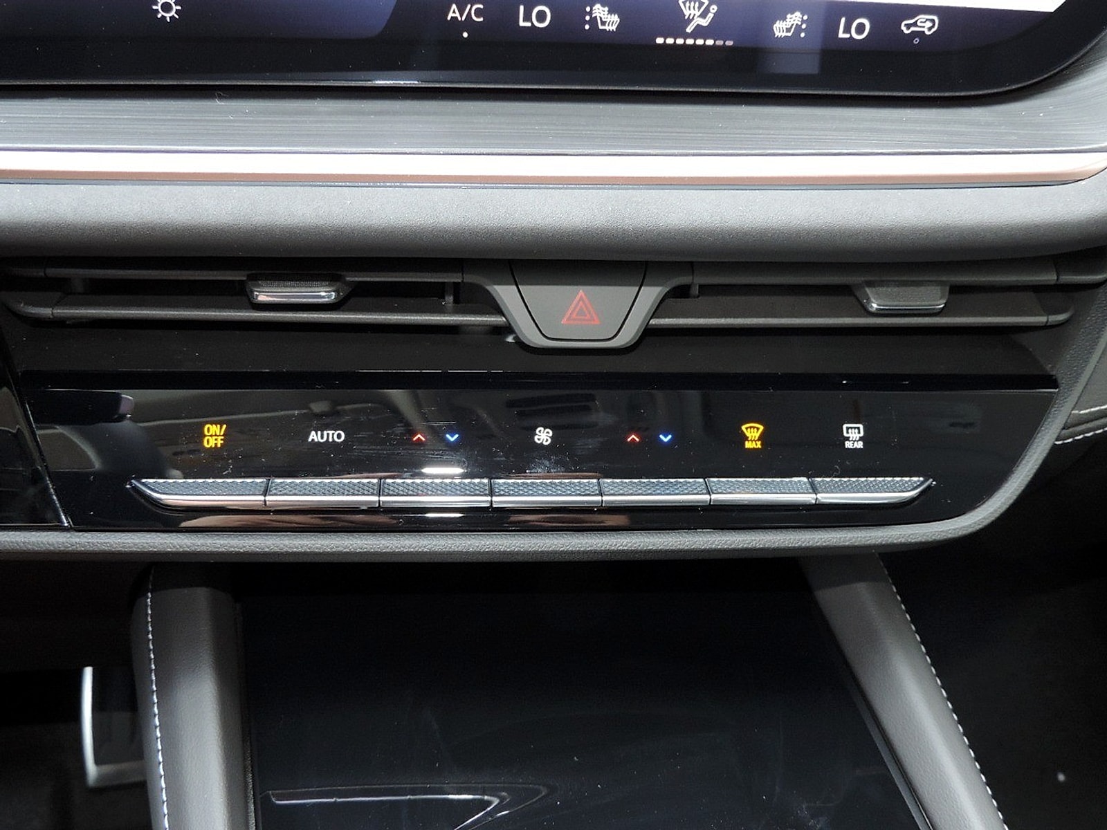 2026 Buick Envision Sport Touring - Photo 20