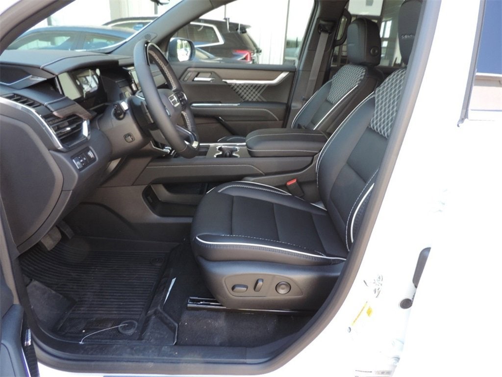 2026 GMC Acadia Denali - Photo 11