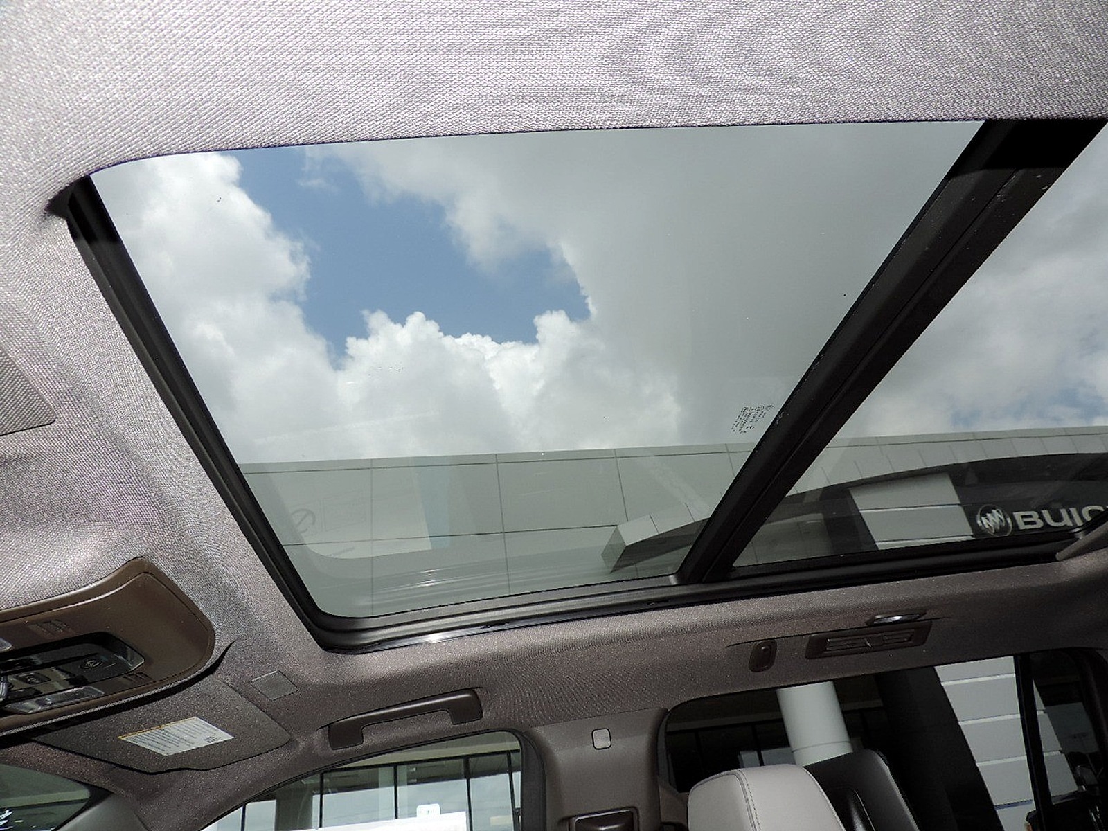 2026 GMC Yukon XL Elevation - Photo 12