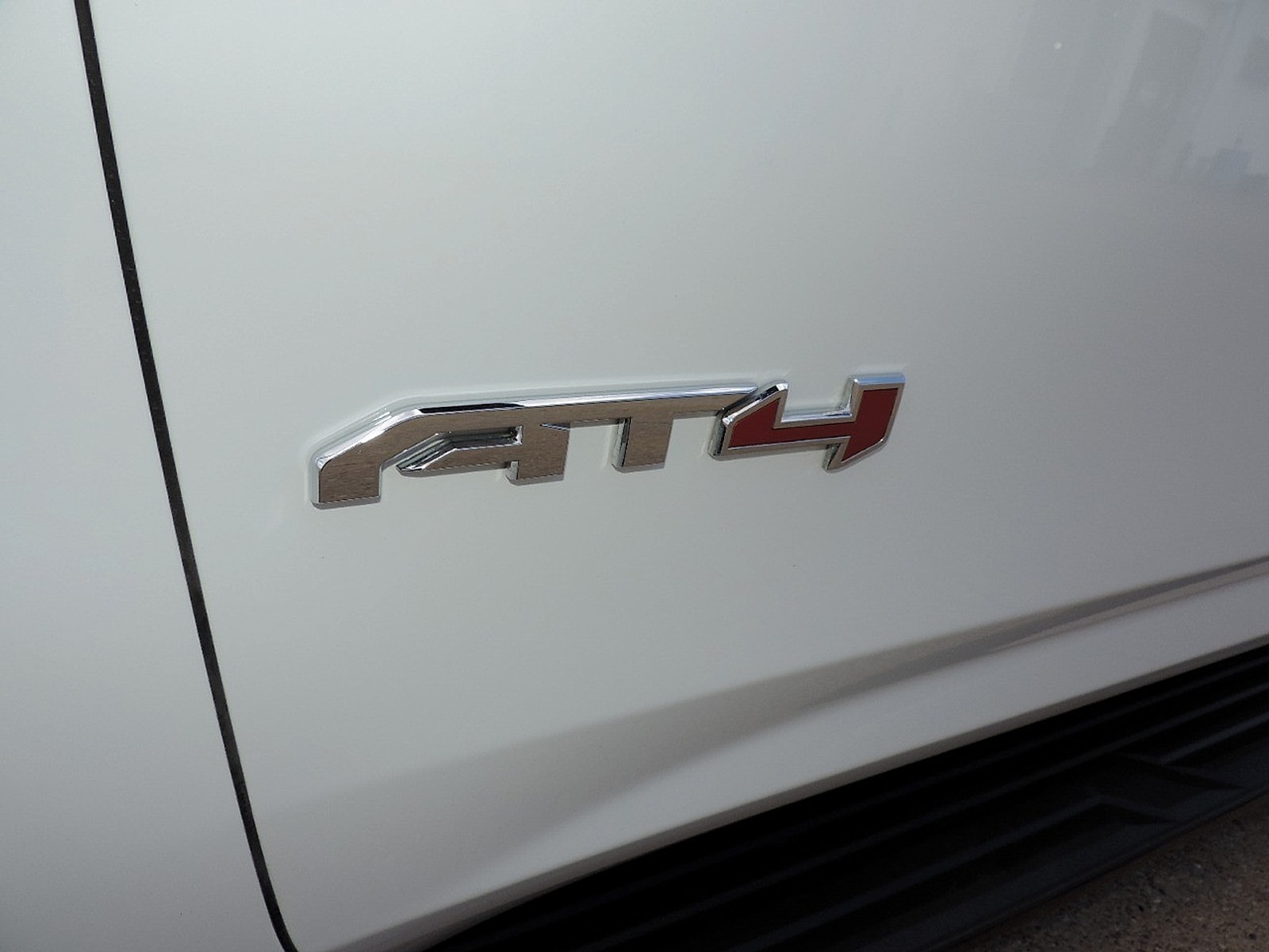 2024 GMC Yukon XL AT4 - Photo 12