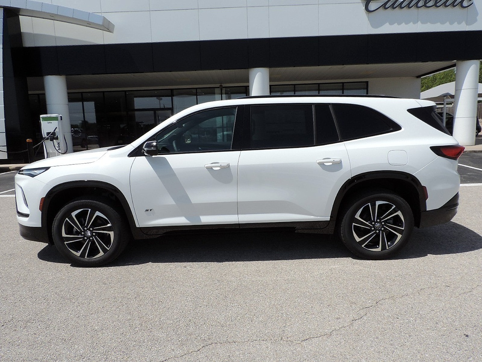 2026 Buick Enclave Sport Touring - Photo 8
