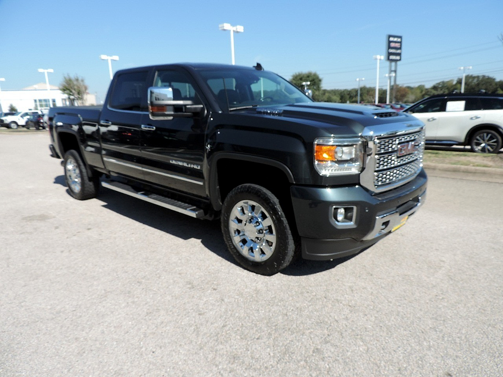 Used 2018 GMC Sierra 2500 HD Denali Truck
