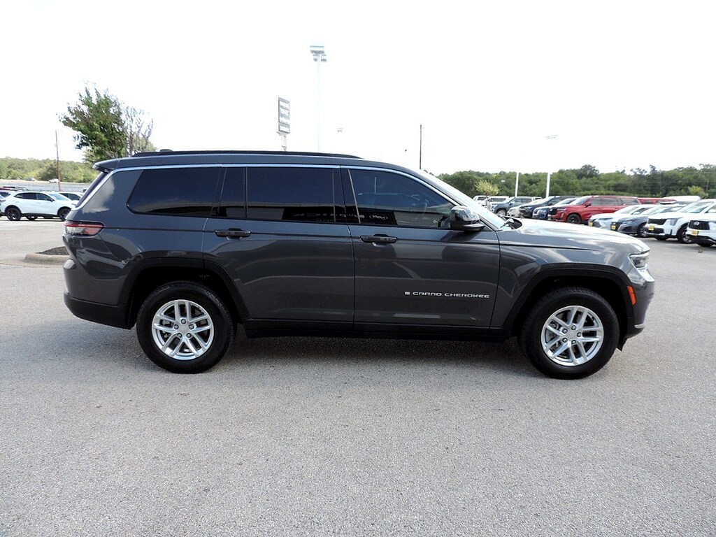 Used 2025 Jeep Grand Cherokee L Laredo X 4x2 SUV