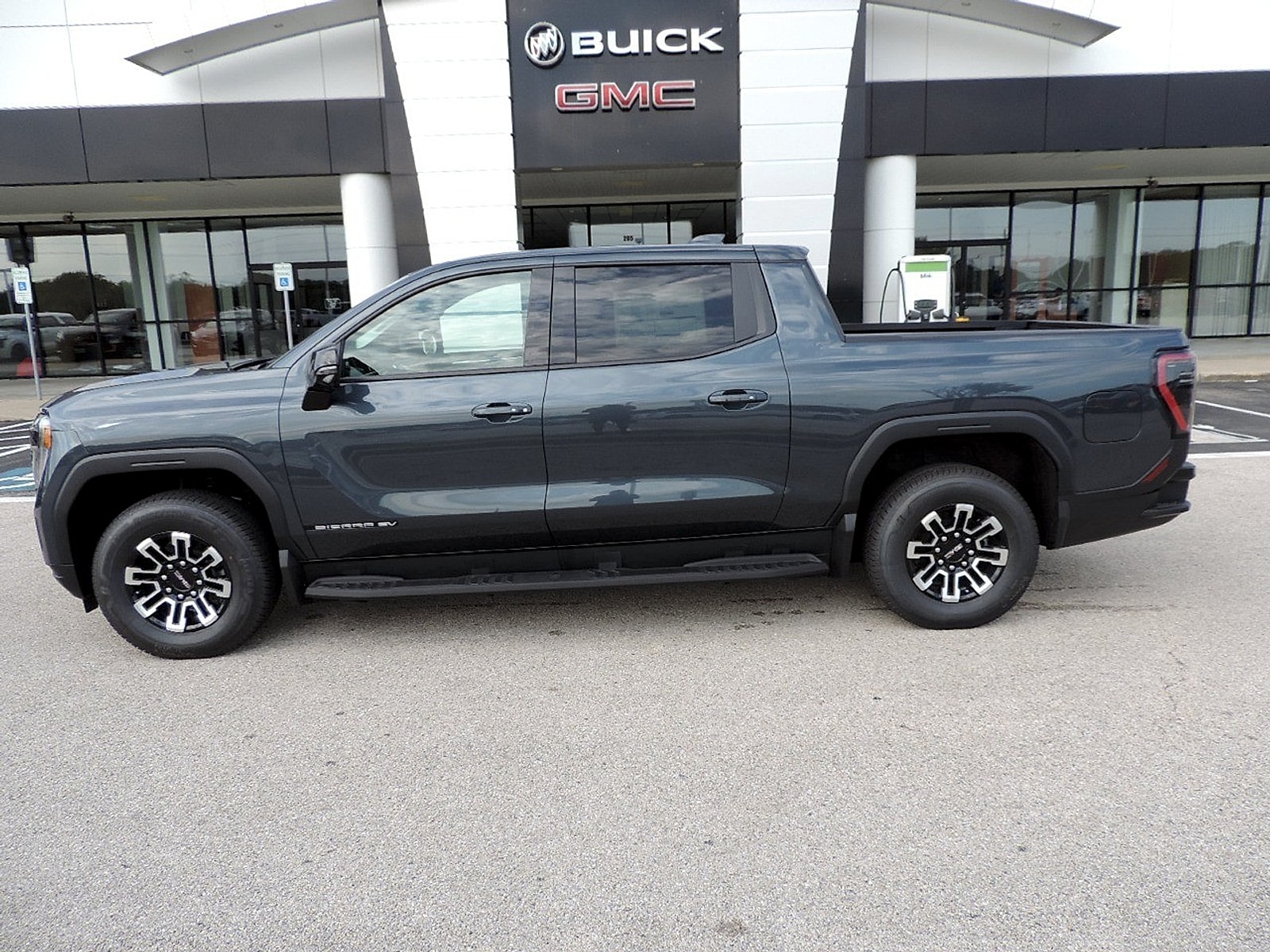 2026 GMC Sierra EV Elevation - Photo 8