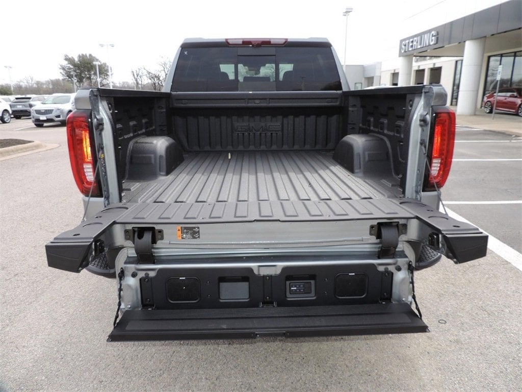 2026 GMC Sierra 1500 AT4X - Photo 8