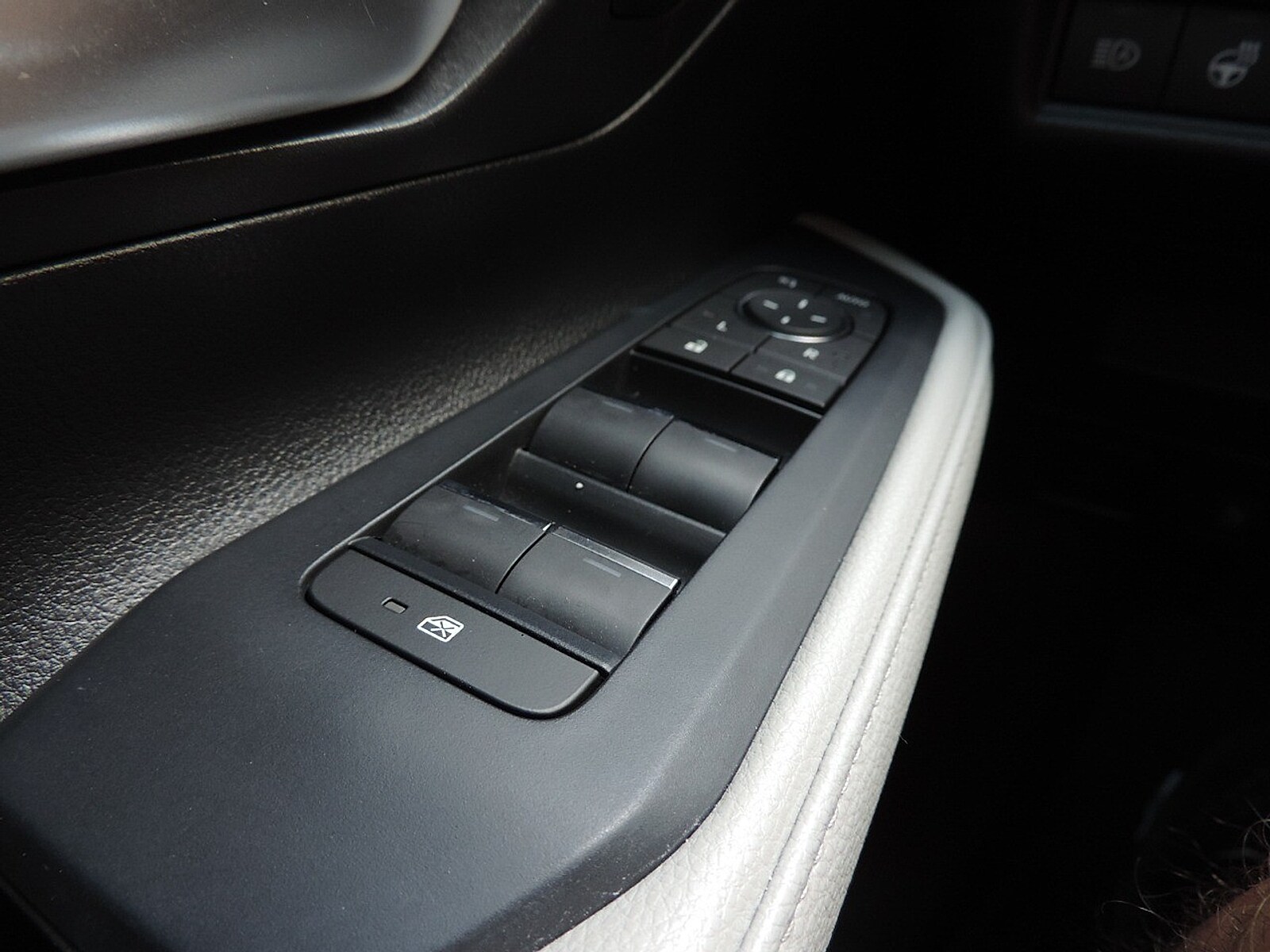 2024 Toyota Grand Highlander Limited - Photo 25
