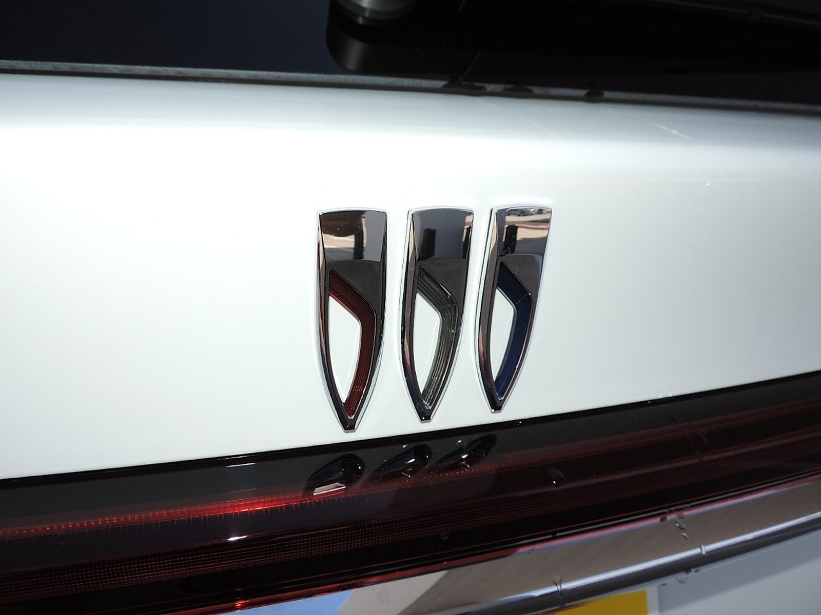 2027 Buick Enclave Preferred - Photo 14