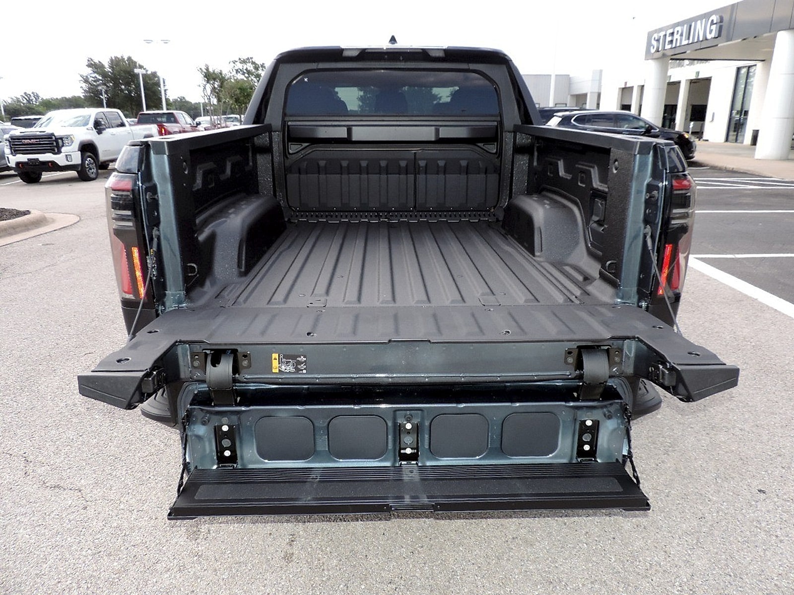2026 GMC Sierra EV Elevation - Photo 14