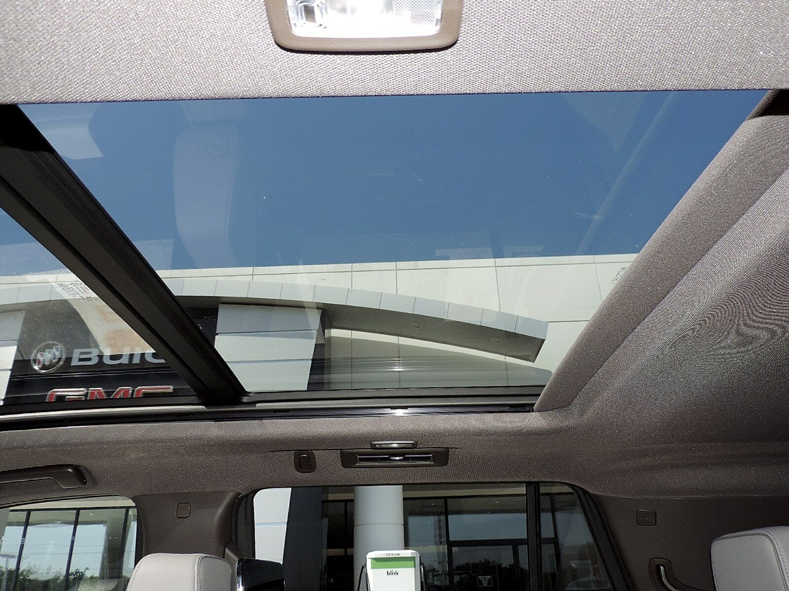 2026 GMC Yukon Elevation - Photo 10