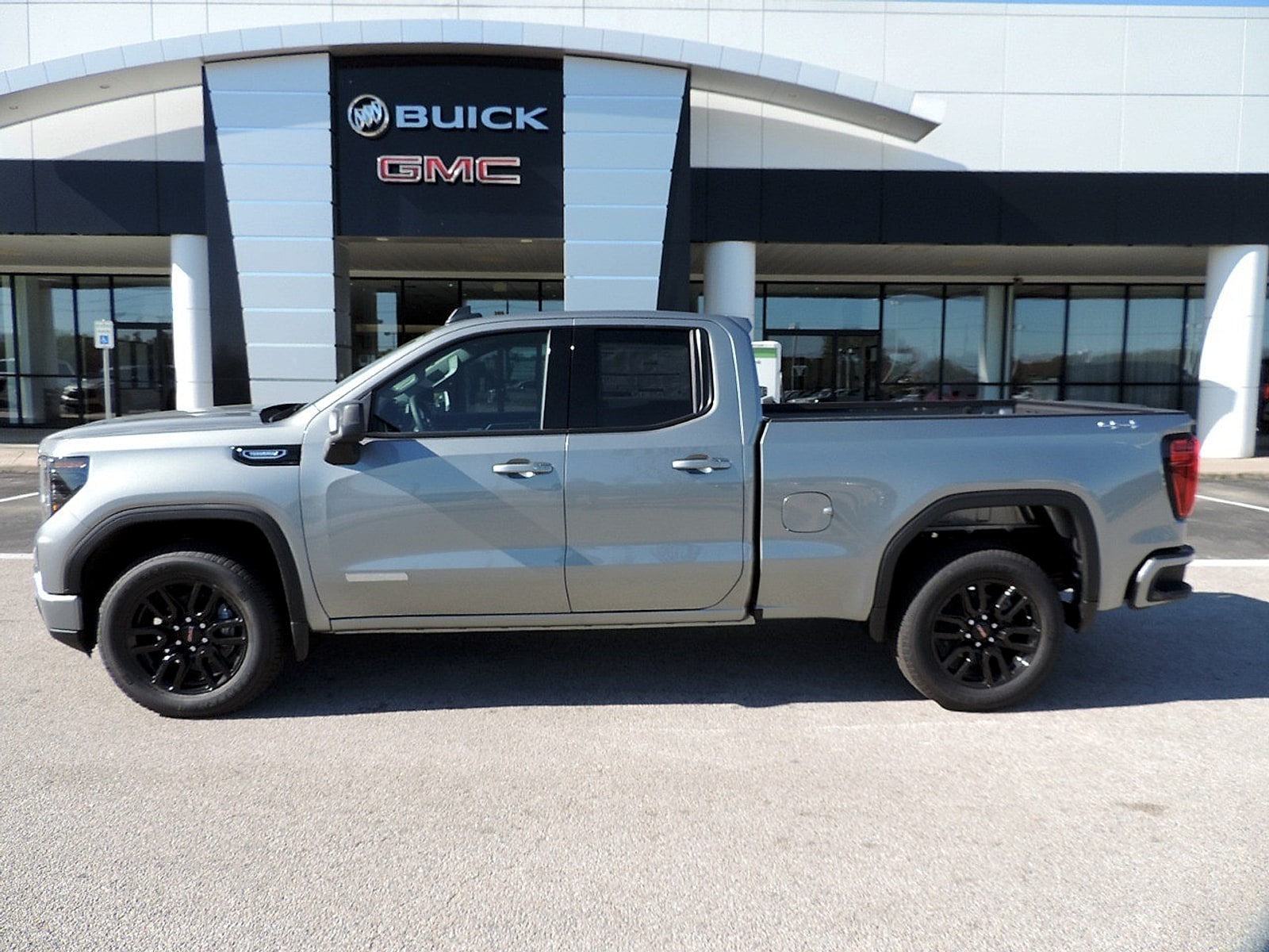 2026 GMC Sierra 1500 Elevation - Photo 8