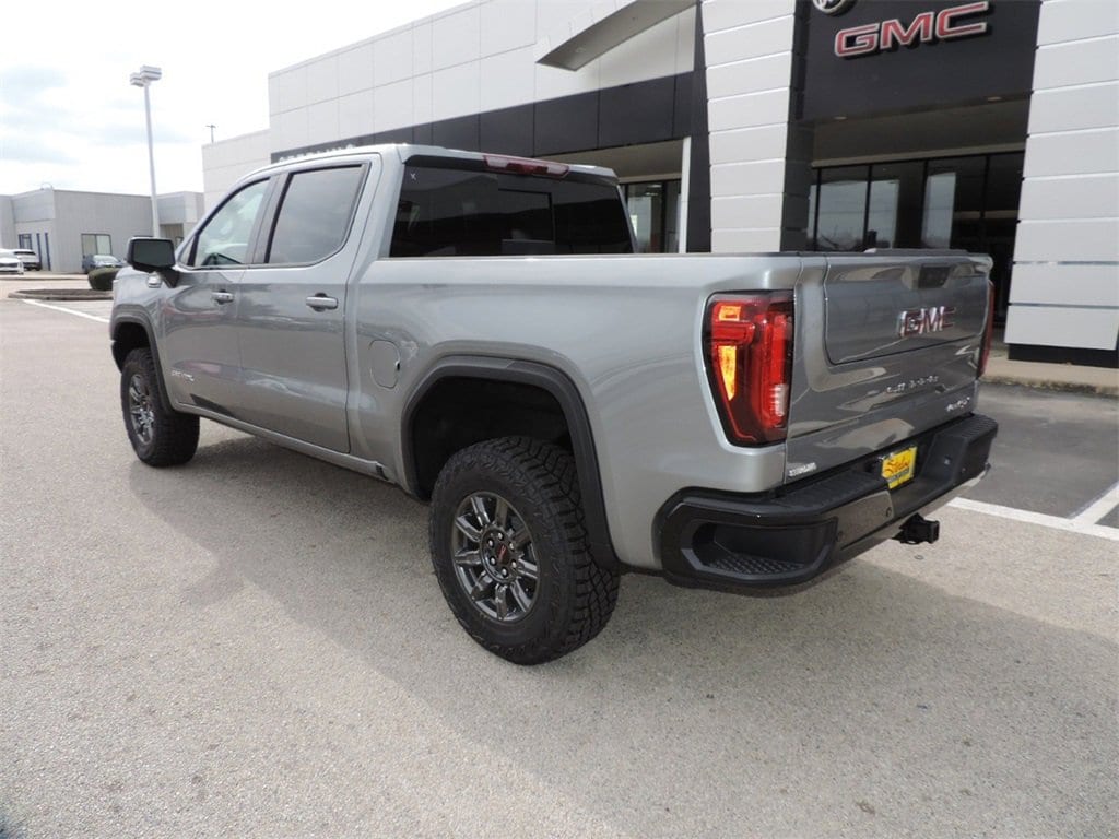 2026 GMC Sierra 1500 AT4X - Photo 14