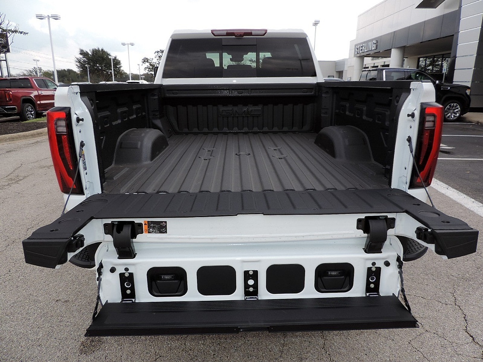 2026 GMC Sierra 2500HD Denali - Photo 17