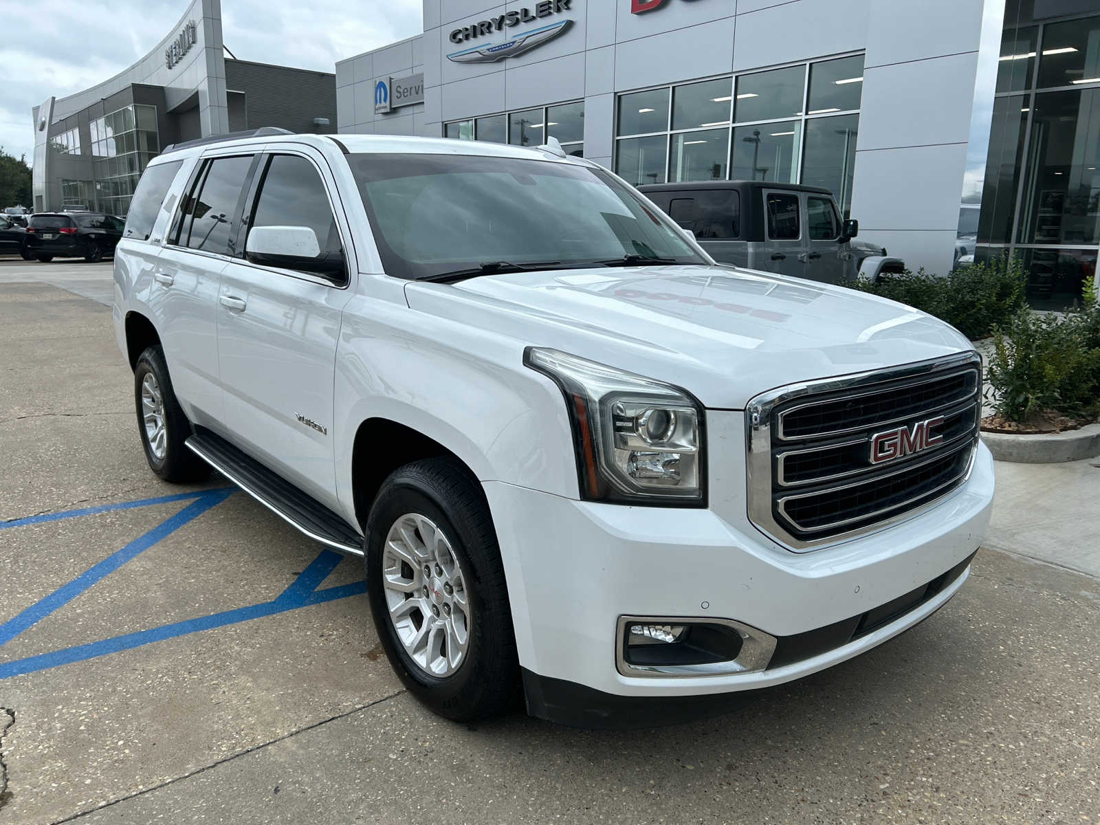 Used 2018 GMC Yukon SLE with VIN 1GKS1AKC8JR317657 for sale in Opelousas, LA