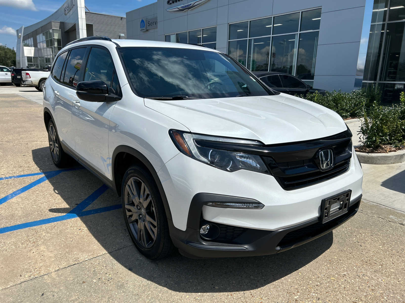 Used 2022 Honda Pilot Sport with VIN 5FNYF5H34NB022184 for sale in Opelousas, LA