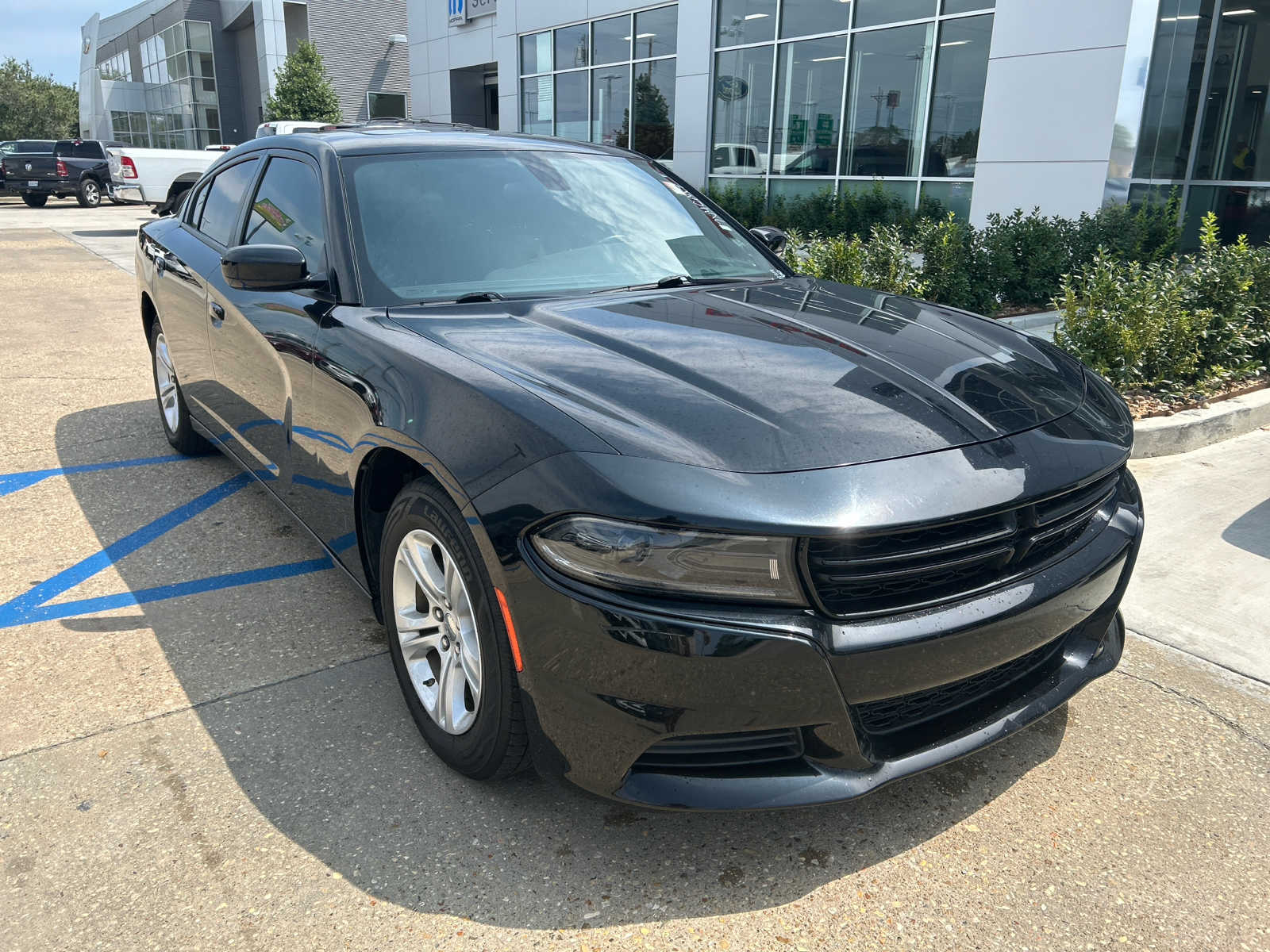 Used 2022 Dodge Charger SXT with VIN 2C3CDXBG3NH220177 for sale in Opelousas, LA