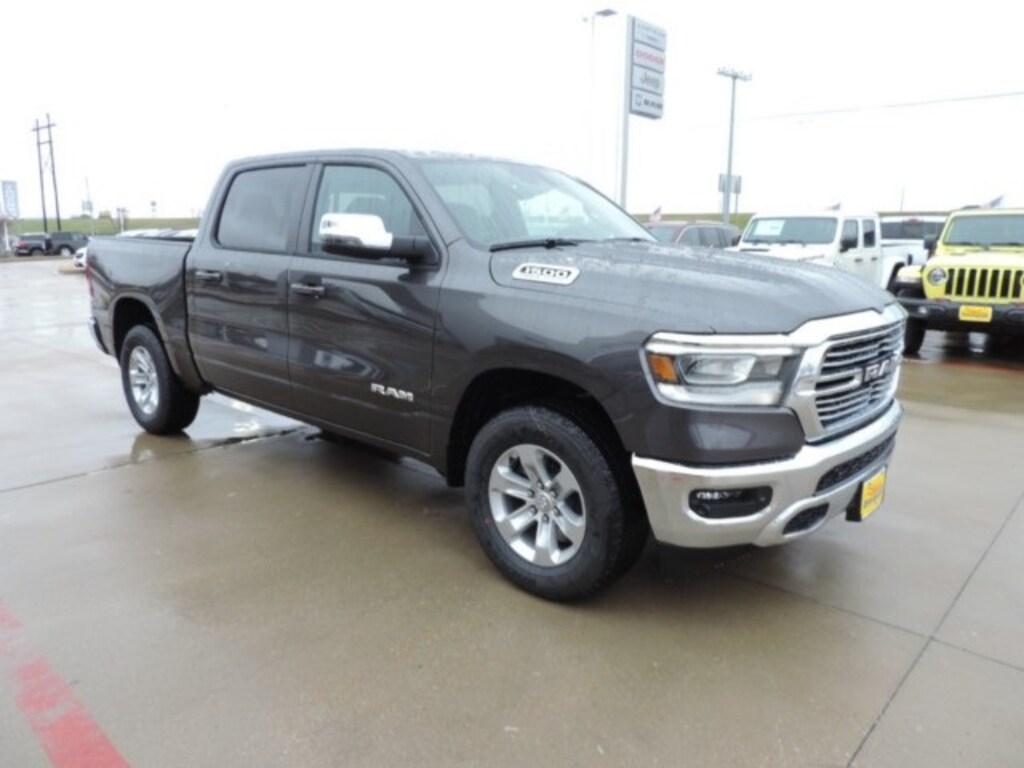 New 2024 Ram 1500 LARAMIE CREW CAB 4X2 5'7 BOX For Sale Navasota TX