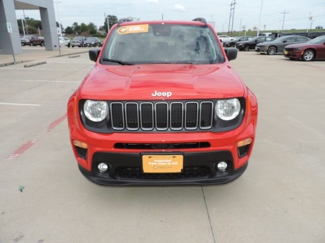 Certified 2023 Jeep Renegade Latitude with VIN ZACNJDB18PPP23290 for sale in Navasota, TX