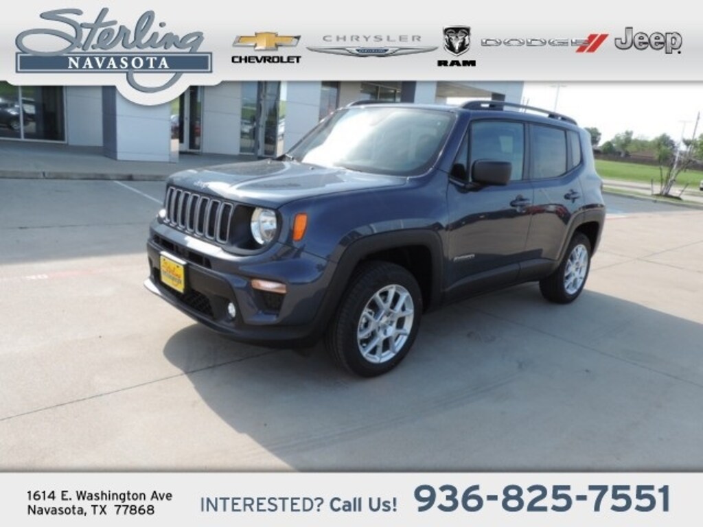 New 2023 Jeep Renegade LATITUDE 4X4 For Sale Navasota TX