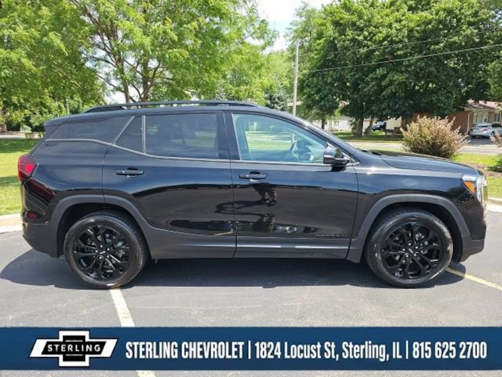 Used 2022 GMC Terrain SLT SUV