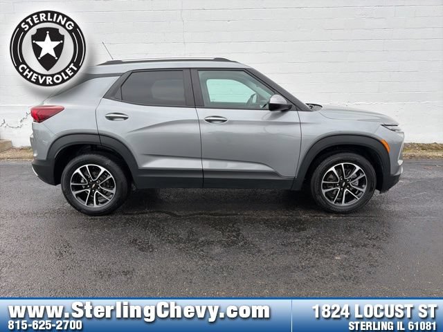 Used 2025 Chevrolet Trailblazer LT SUV