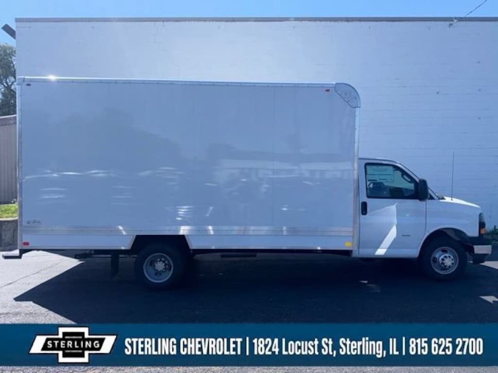 New 2026 Chevrolet Express Cutaway 3500 1WT Cutaway Van