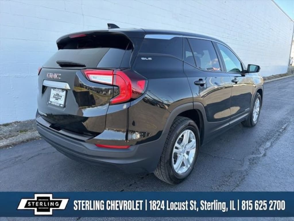 Used 2024 GMC Terrain SLE SUV