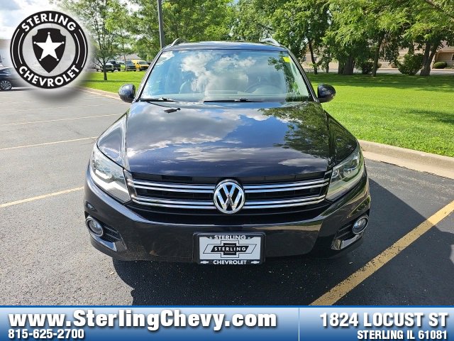 Used 2016 Volkswagen Tiguan S with VIN WVGAV7AX1GW511424 for sale in Sterling, IL