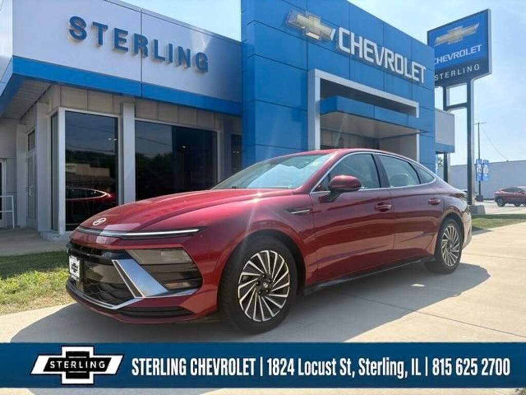 Used 2024 Hyundai Sonata Hybrid SEL Sedan