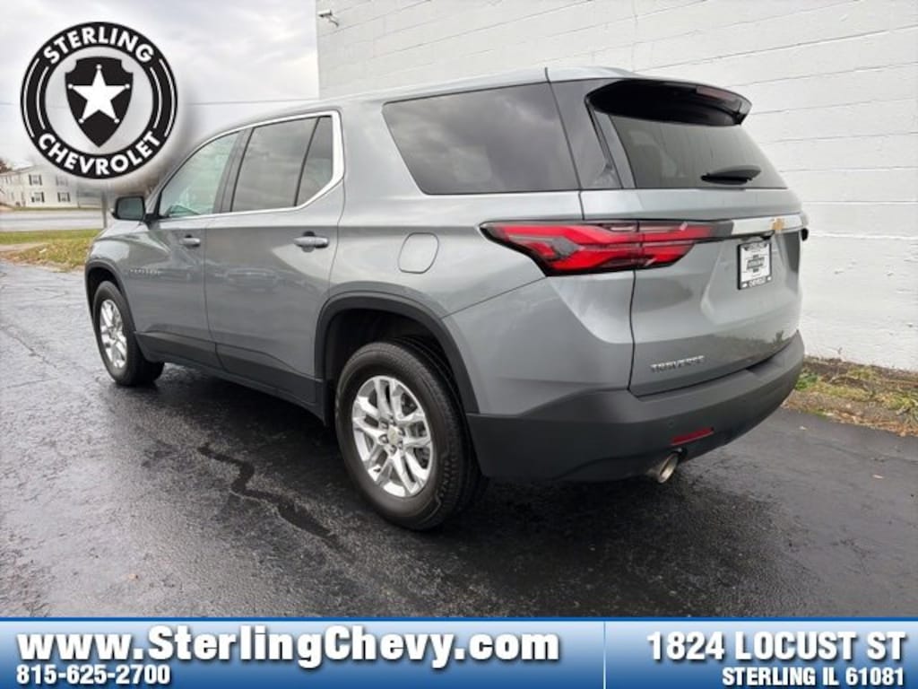 Used 2023 Chevrolet Traverse LS SUV