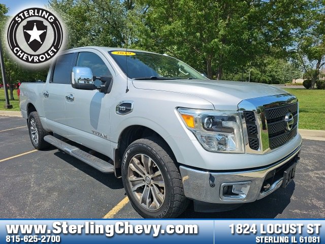2017 Nissan Titan SL photo 3