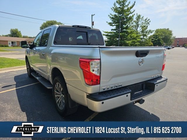 2017 Nissan Titan SL - Photo 5