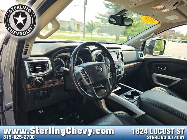 2017 Nissan Titan SL - Photo 11