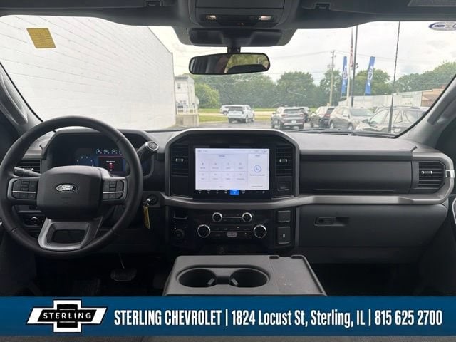 2025 Ford F-150 XLT - Photo 9